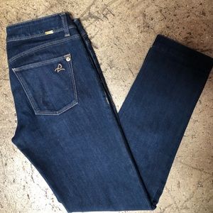 DL 1961 size 26 Dark blue straight leg jeans